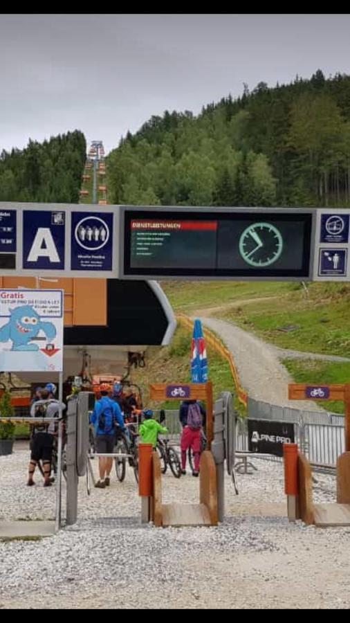 Ferienwohnung Heike Strobel Schwarzenberg  Esterno foto