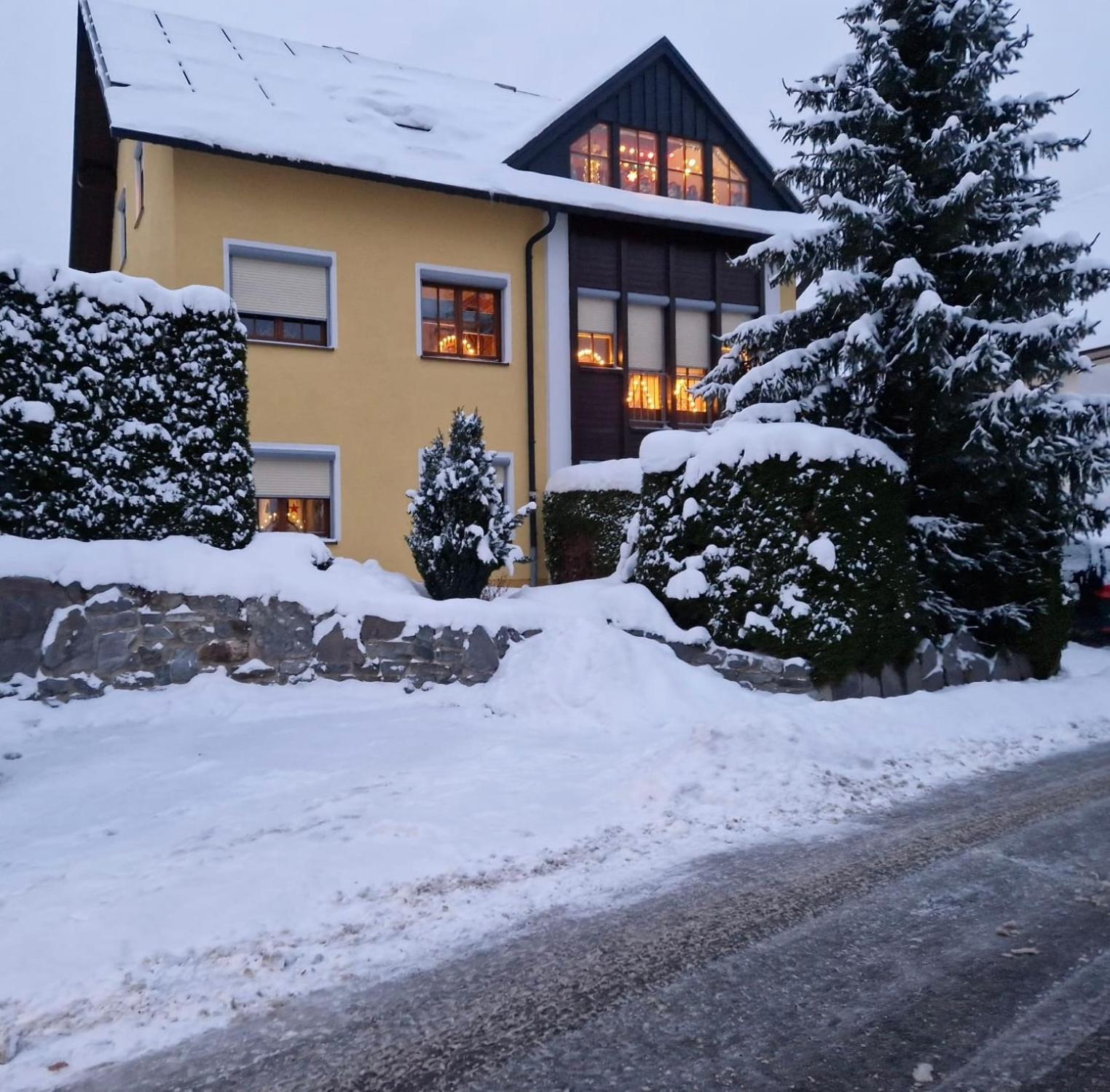 Ferienwohnung Heike Strobel Schwarzenberg  Esterno foto